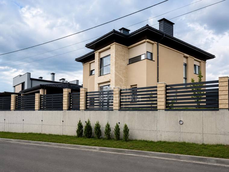 Будинок 274 м² у Лісники — фото 1