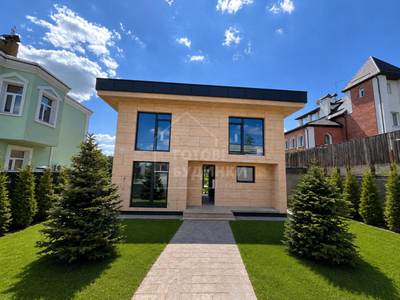 Будинок 260 м² у Лісники